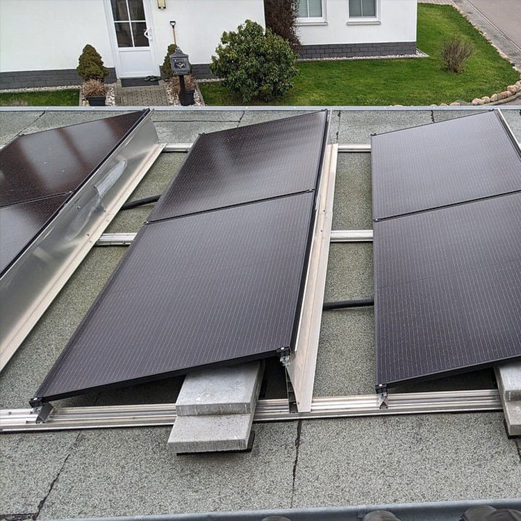 Kleines Panel 50W 70W 100W Solarpaneel Schwarze Gitterplatten für kleine Systeme 12V 48V